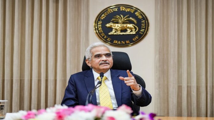 अदाणी-हिंडनबर्ग विवाद के बीच RBI गवर्नर ने कहा, भारत की बैंकिंग प्रणाली लचीली और मजबूत