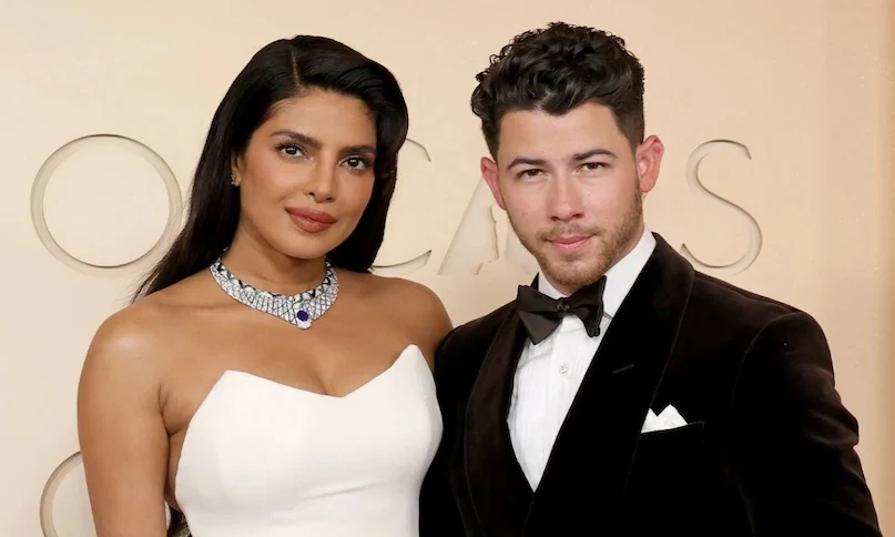 Priyanka Chopra Oscars 2026, Nick Jonas Priyanka Chopra Red Carpet, Priyanka Chopra Dior Gown Oscars, Oscars 2026 Presenter Priyanka Chopra, Priyanka Chopra Nick Jonas Chemistry Photos, ऑस्कर 2026 प्रियंका चोपड़ा, प्रियंका चोपड़ा निक जोनास ऑस्कर लुक, ऑस्कर 2026 रेड कार्पेट तस्वीरें, प्रियंका चोपड़ा ऑस्कर प्रेजेंटर, प्रियंका चोपड़ा डिओर गाउन ऑस्कर