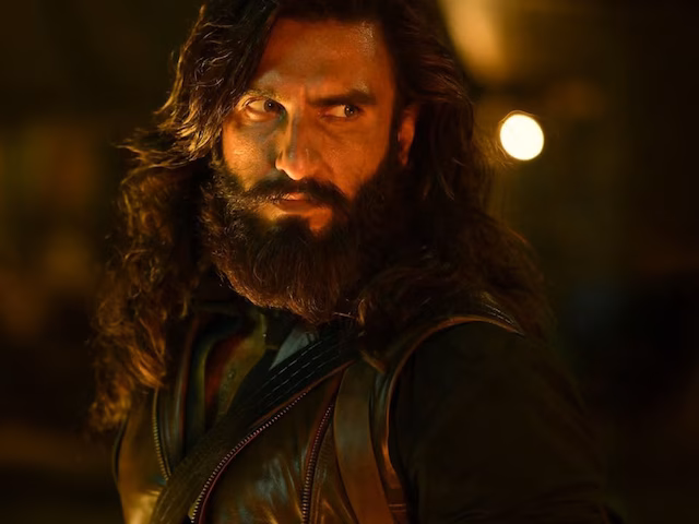 पाक फैमिली ने देखी 'धुरंधर 2', थिएटर के बाहर लगाए पाकिस्तान जिंदाबाद के नारे