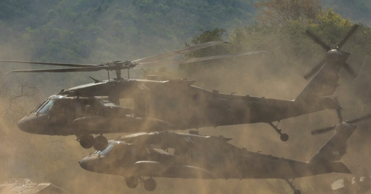 America News : US Army UH-60 Black Hawk | Black Hawk Sky Beast | US Army weapons | अमेरिका का हेलीकॉप्टर