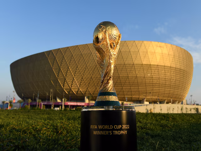 फुटबॉल वर्ल्ड कप जीतने वाली टीम पर होगी पैसों की बारिश,जानें कितना मिलेगा इनाम