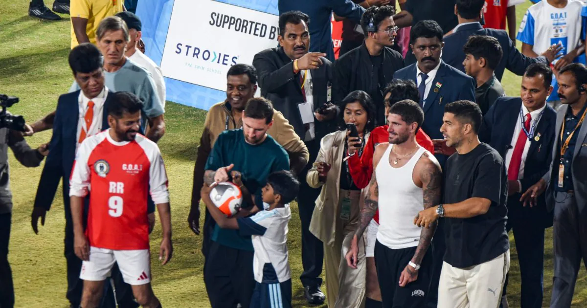 Lionel Messi GOAT Tour day 2: भारत दौरे पर दूसरे दिन मेसी का कार्यक्रम, देखिए आज क्या करेंगे और किससे मिलेंगे?