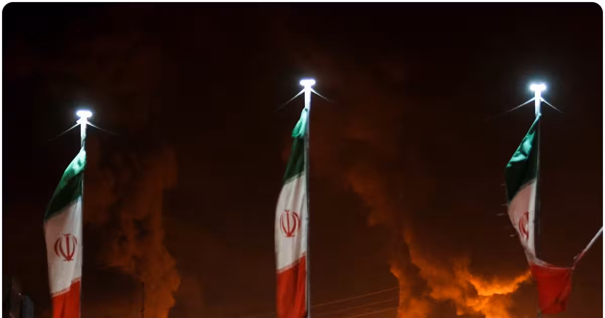 भारत की ‘लाइफलाइन’ पर खतरा, अमेरिका ने पीठ में घोंपा छुरा? ट्रंप की सनक से होर्मुज में फंसी दुनिया की इकोनॉमी