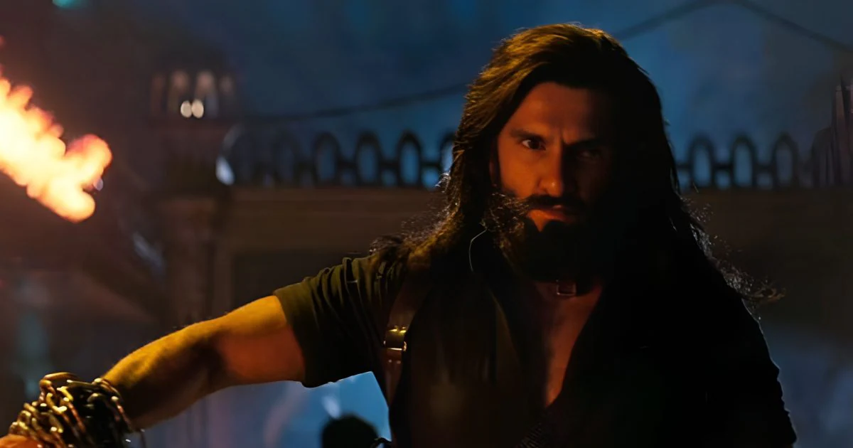 ‘लाहौर में धुरंधर 2 देख रहा हूं’, रिलीज के कुछ घंटों बाद पाकिस्तान में लीक हुई रणवीर सिंह की फिल्म?