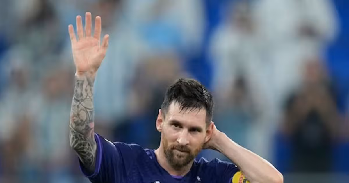 लियोनल मेसी को और PSG के बीच संबंधों में खटास, दो हफ्ते के लिए हुए निलंबित, क्या थी फसाद की जड़? – Lionel messi 2 weeks ban by psg after he went unauthorised trip to Saudi arabia