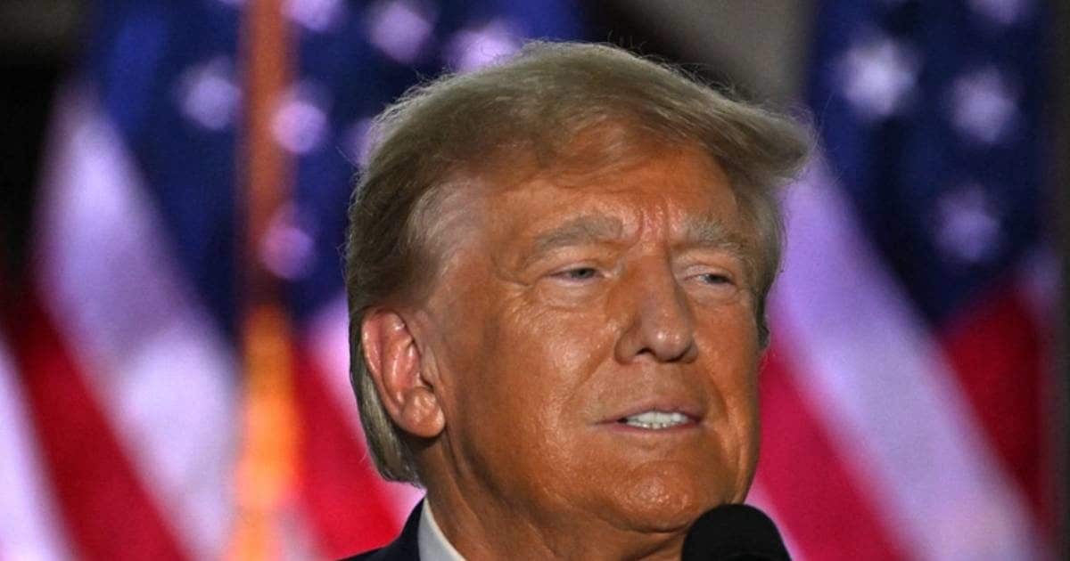 विश्व कप से अमेरिकी महिला फुटबॉल टीम हुई बाहर, डोनाल्ड ट्रंप ने अपने ही स्टार खिलाड़ी का उड़ाया मजाक – After World Cup Exit Donald Trump Slams Woke US Womens Football Team