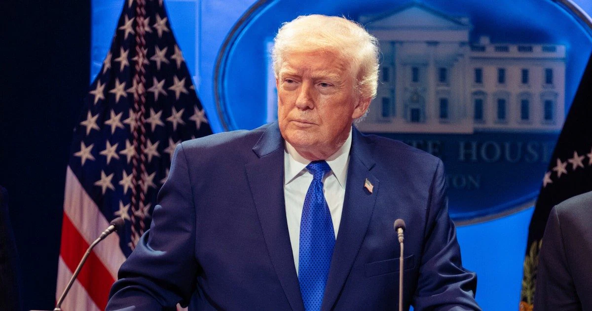 वोटिंग के लिए दिखाना होगा नागरिकता का सबूत, ईरान युद्ध के बीच ट्रंप ला रहे SIR जैसा कानून, क्या है ‘SAVE एक्ट’?