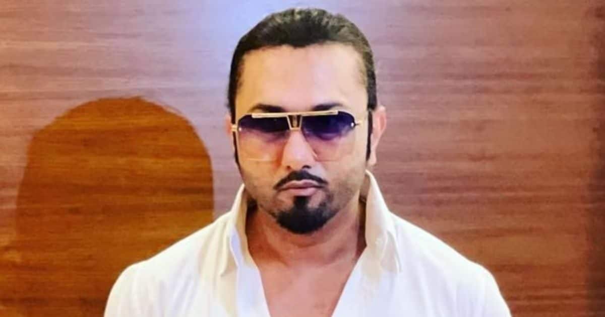 हनी सिंह के कॉन्सर्ट में मचा बवाल, फैंस और स्पॉन्सर स्टाफ के बीच खूब चले लात-घूंसे, वायरल हो रहा वीडियो