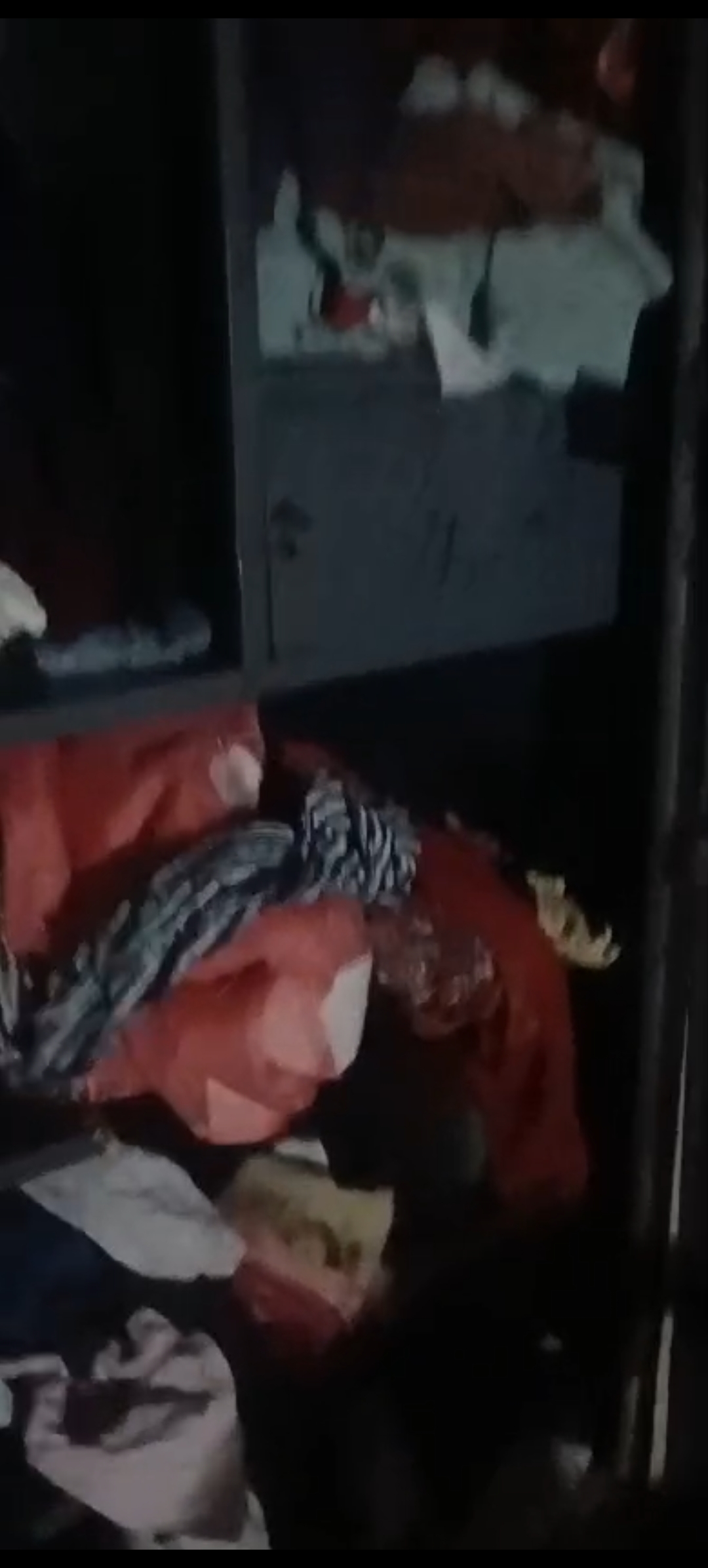 विंढमगंज में चोरी की वारदात, घर व होटल से नगदी व सामान पार