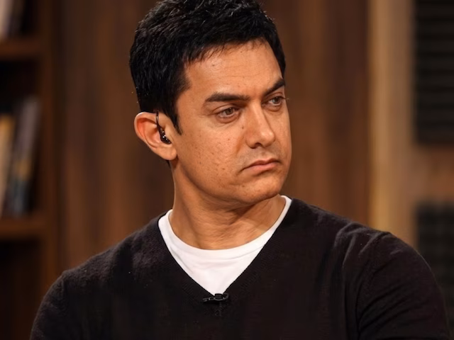 रीना दत्ता से तलाक के बाद टूट गए थे आमिर, पी जाते थे शराब की पूरी बोतल 