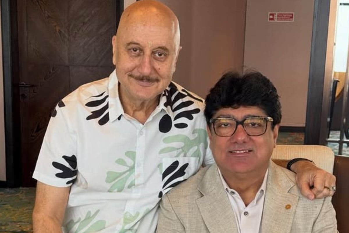 अनुपम खेर ने अपने नए दोस्त की बताई खासियत, तस्वीरें शेयर कर तारीफ में पढ़े कसीदे, कौन हैं पुनीत छटवाल?