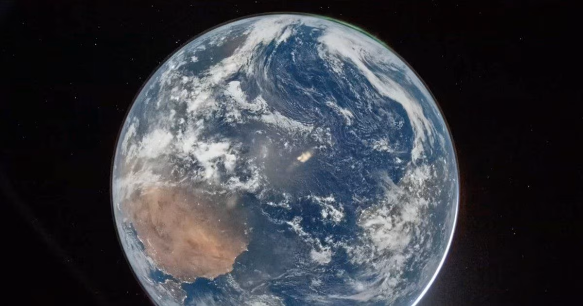 Artemis II Photos: 28000 KM की रफ्तार और लाखों टुकड़े, अंतरिक्ष में छिपे ‘साइलेंट किलर’, जो NASA की तस्वीरों में कभी नजर नहीं आते