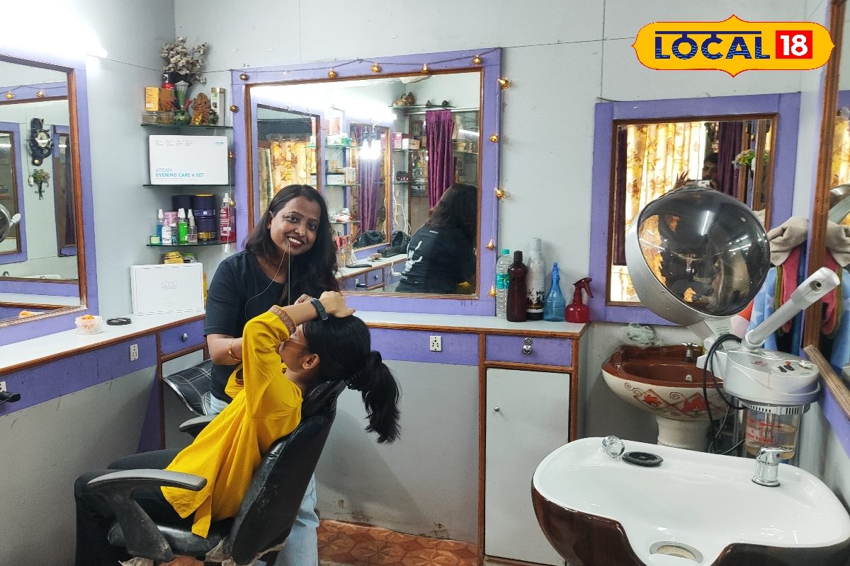 50000 में खुल सकता है प्रोफेशनल ब्यूटी पार्लर…बेहतरीन सर्विस से बिना शो-शा के भी बार-बार आएंगे कस्टमर