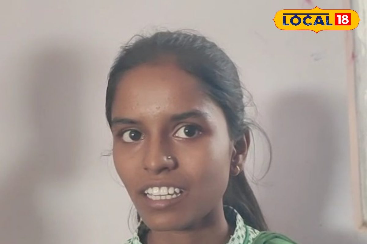 3 किमी दूर चार्ज होती लाइट, रातभर जलती मेहनत! रोचक है पलामू के प्रीति की टॉपर बनने की कहानी