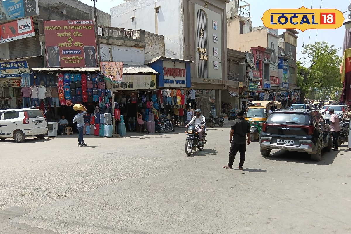 43 डिग्री तापमान, बल्लभगढ़ बाजार में दोपहर में छाया कर्फ्यू जैसा सन्नाटा, दुकानदार बोले- 4 घंटे का हो रहा कारोबार