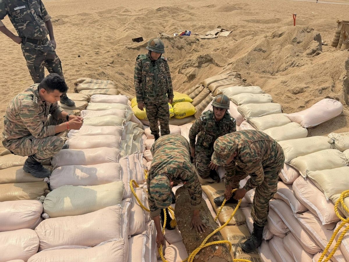 स्वर्णरेखा के आस-पास 2KM का इलाका सील, आर्मी-पुलिस जवान तैनात, आज डिफ्यूज किया जाएगा मिसाइल बम