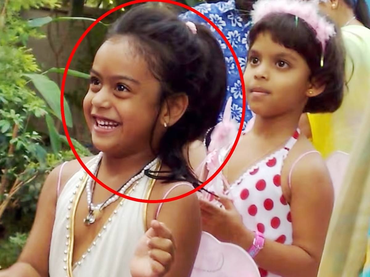 पिता 3 दशकों से कर रहे इंडस्ट्री पर राज, मां 90s की थीं टॉप एक्ट्रेस, काफी पॉपुलर है ये स्टारकिड, पहचाना?