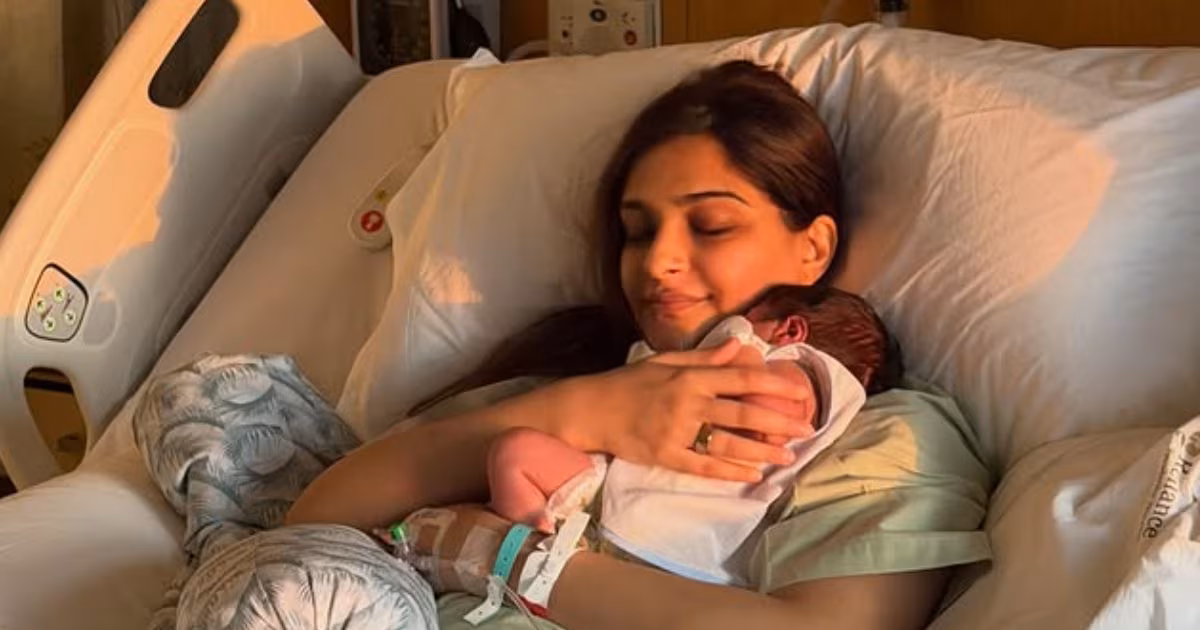 सोनम कपूर ने दूसरी बार मां बनने के बाद किया पहला पोस्ट, दिखाई नवजात बेटे की पहली झलक, डॉक्टर्स के नाम लिखा नोट