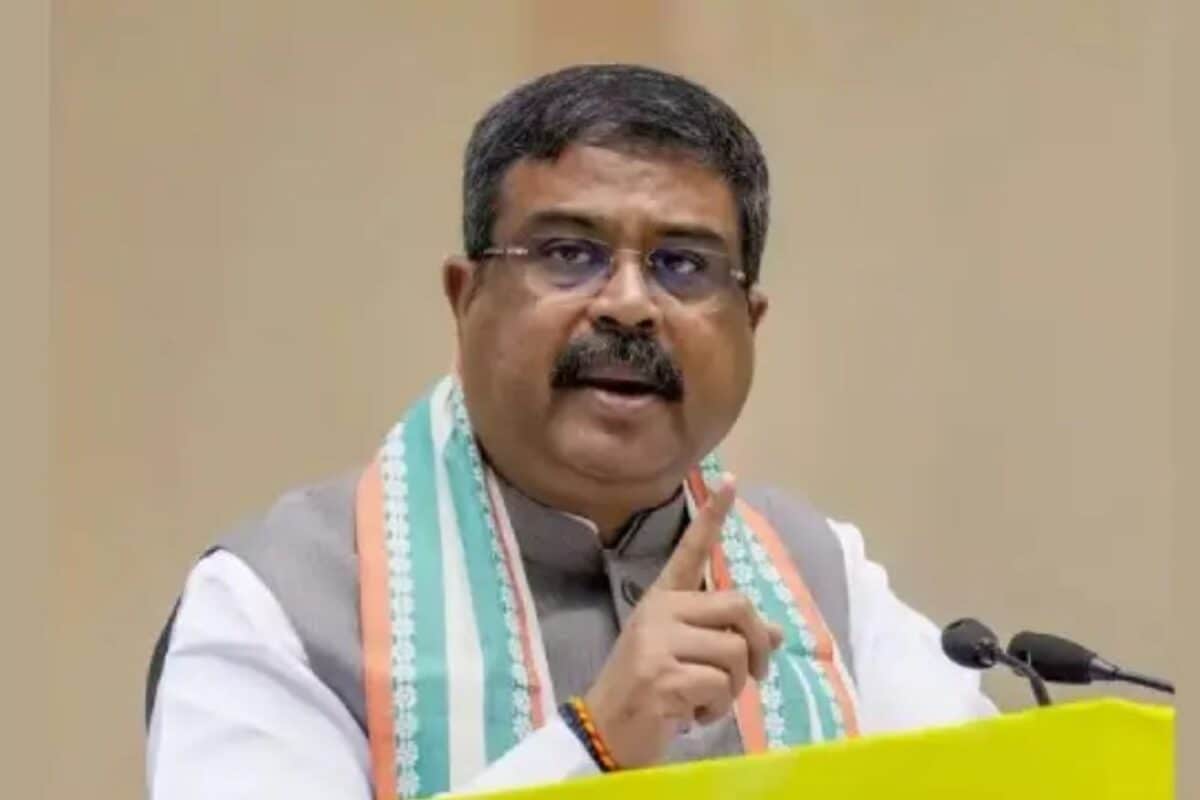 NEET 2026: 22 लाख स्‍टूडेंट, 21 जून को पेपर, CISF से लेकर एयरफोर्स तक..क्‍या है धर्मेंद्र प्रधान का प्‍लान?