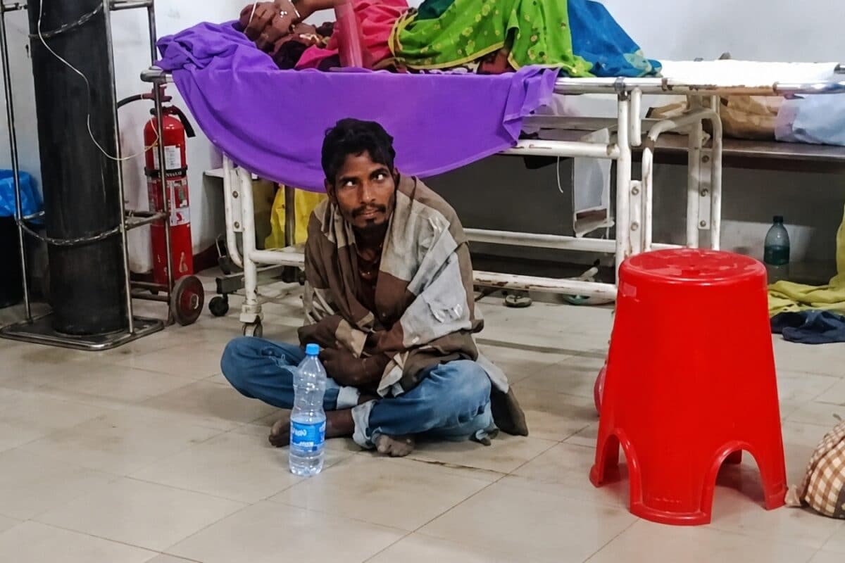 सो रही 6 साल की बेटी पर पिता ने किया डंडे से हमला, बच्ची की मौत से सहमा चाईबासा का ये गांव