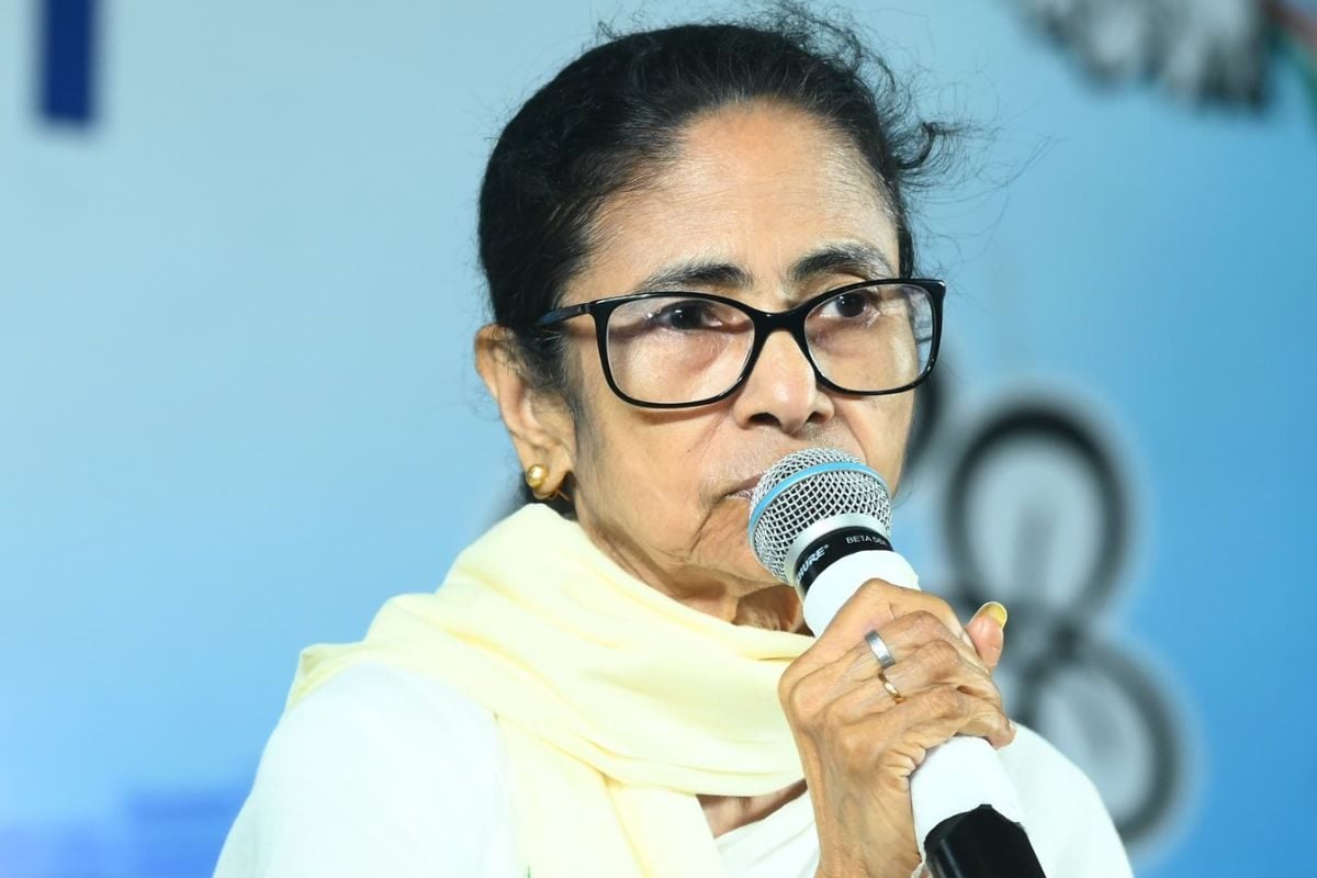 ‘आमी इस्तीफा ना देबो’, ममता के इस्तीफे से इनकार के बाद अब क्या होगा, गवर्नर क्या करेंगे