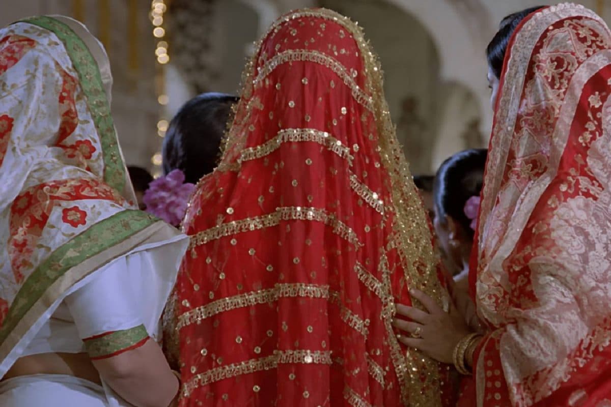 वो स्टार एक्ट्रेस, ऋषि कपूर की वजह से जो बनी फ्लॉप फिल्म की हीरोइन, 1982 में 1 रोल से जिसने मचा दिया था तहलका