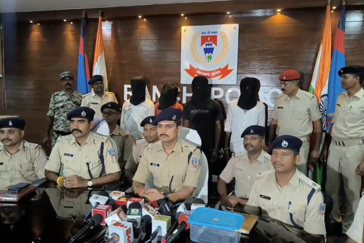 SSC GD ऑनलाइन परीक्षा के दौरान कंप्यूटर सिस्टम में सेंधमारी, रिमोट एक्सेस से हल हो रहे थे सवाल! रांची पुलिस का बड़ा खुलासा