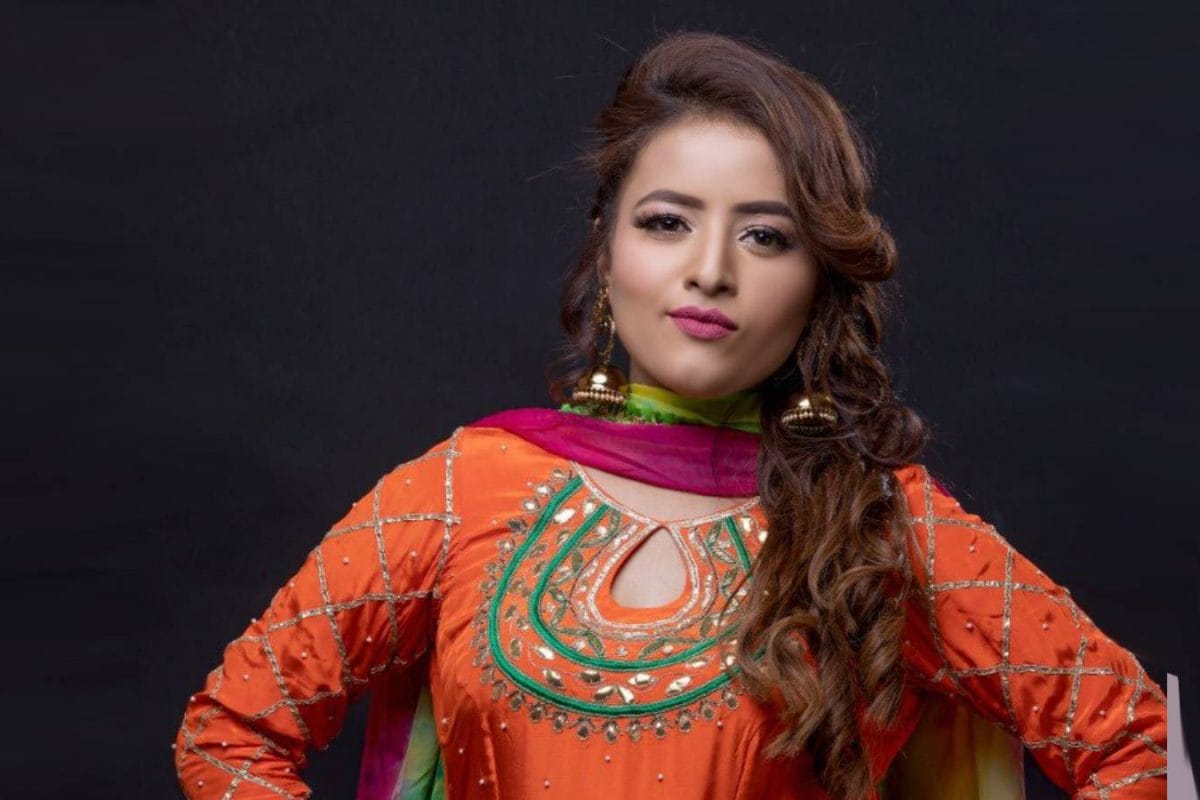 कौन थीं इंदर कौर? म्यूजिक इंडस्ट्री में बनाई जिन्होंने अलग पहचान, करियर में दे चुकीं कई हिट गाने