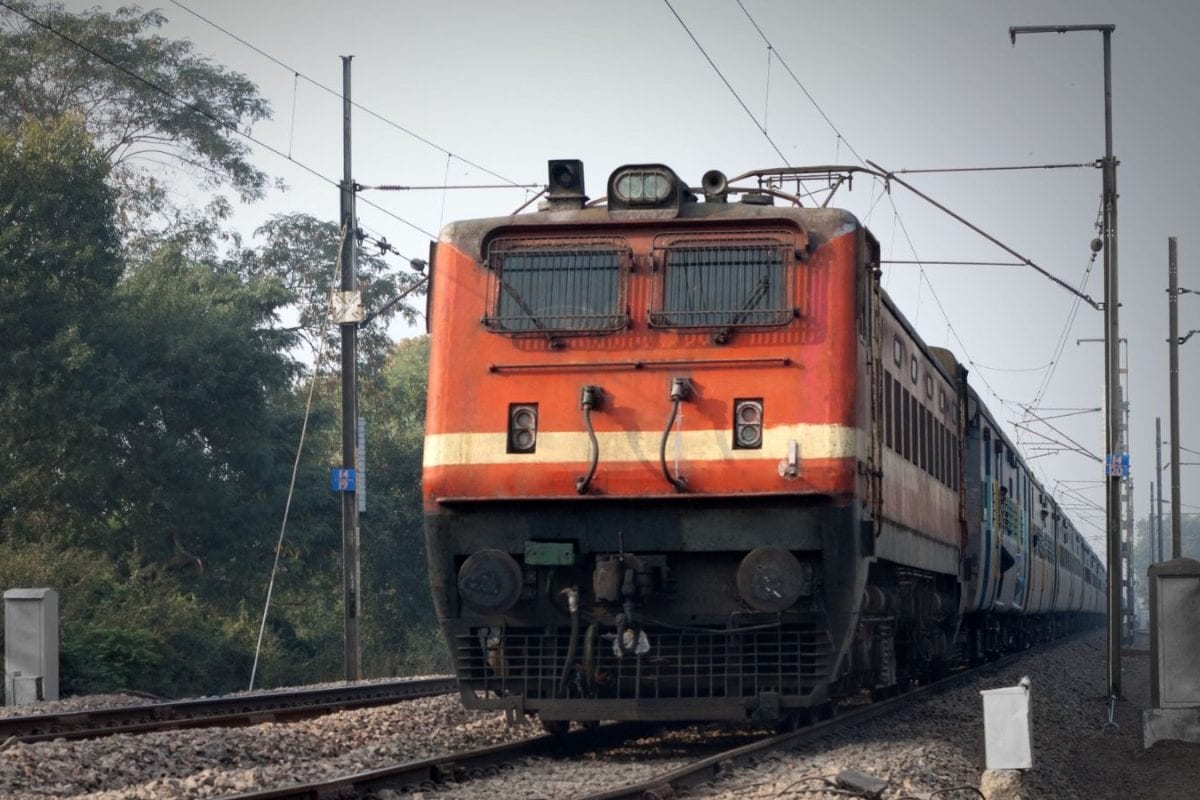रेलवे अपडेटः दानापुर-बेंगलूरु और सरायगढ़-देवघर स्पेशल ट्रेनों के फेरे बढ़ें, अब इस तिथि तक परिचालन