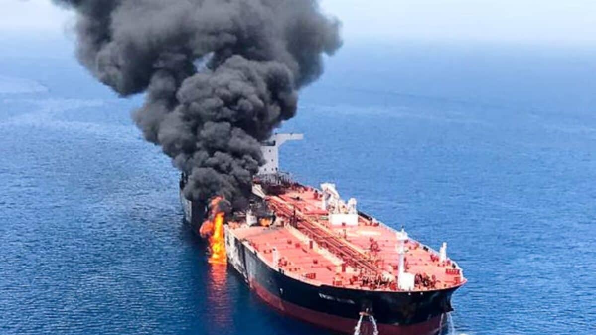 Exclusive Iran Drones Attack Indian Ship : ‘इंडियन शिप पर ईरान ने दागे थे 2 ड्रोन’, US डिफेंस अधिकारी बताई कल रात की पूरी टाइमलाइन