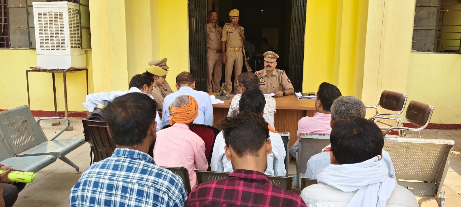 विंढमगंज थाना में आयोजित समाधान दिवस, 4 प्रार्थना पत्र प्राप्त, 1 का मौके पर निस्तारण