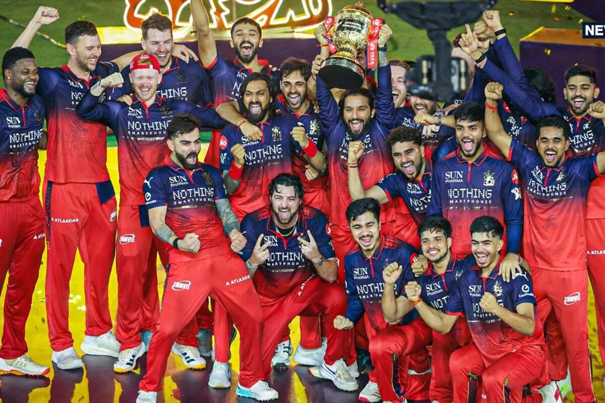 ना जश्न, ना विक्ट्री परेड, विराट क्यों चले गए लंदन, पाटीदार भी पहुंच गए घर, क्यों RCB नहीं कर पाई जीत का सेलीब्रेशन?