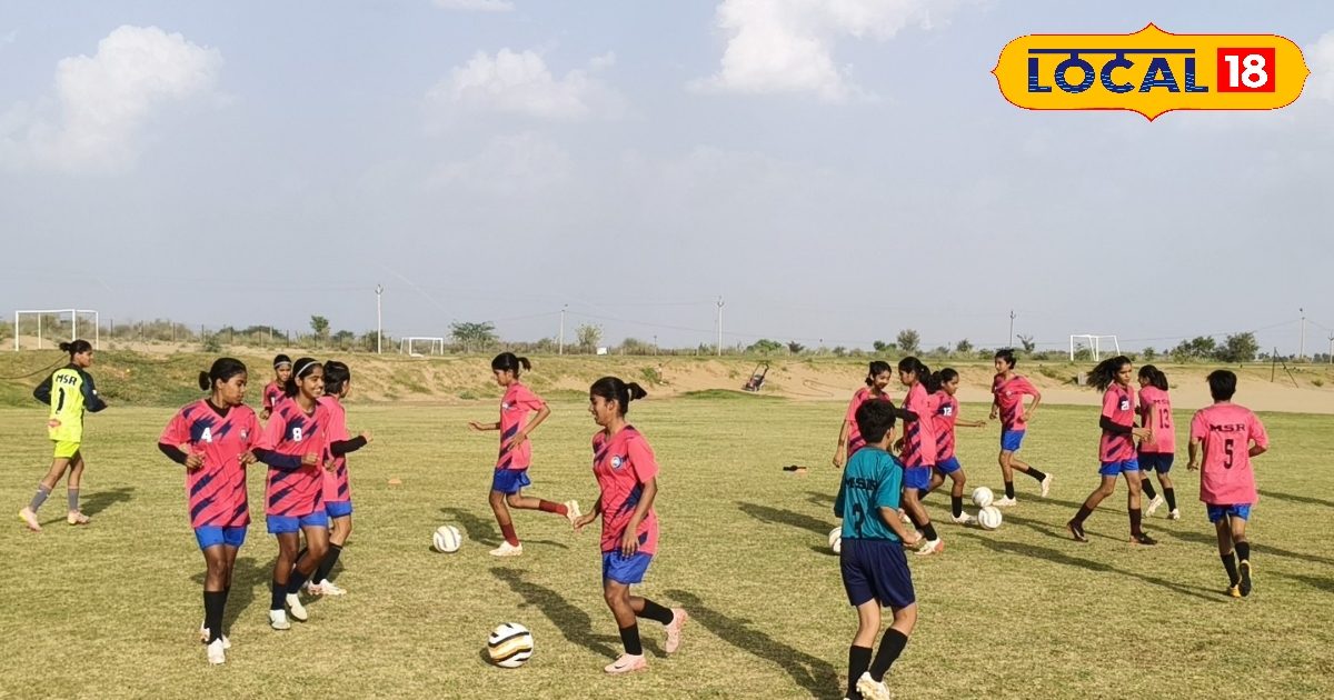 राजस्थान का यह गांव बना ‘मिनी ब्राजील, रेतीले धोरों की बेटियां इंटरनेशनल लेवल पर फुटबॉल में कर रहीं कमाल
