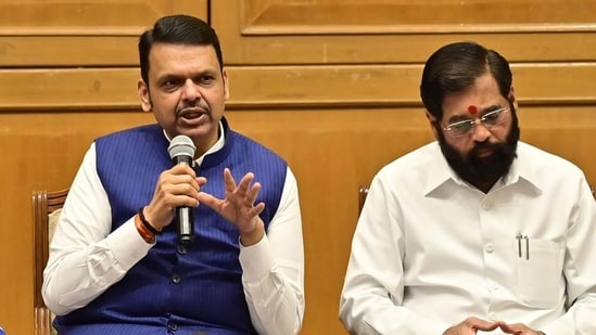 फड़णवीस को पीएम रेस से बाहर रखा गया, इससे एकनाथ शिंदे को फायदा होगा: आदित्य ठाकरे