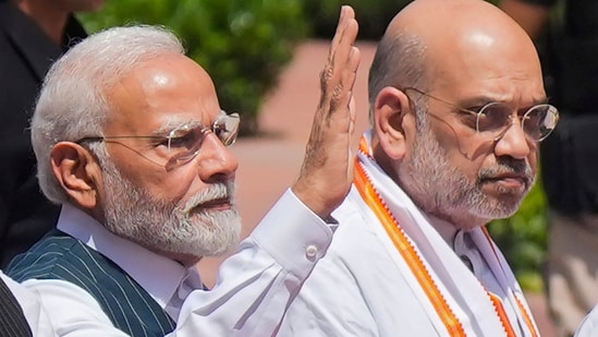 बॉम्बे HC ने पूछा, ‘बीजेपी, अमित शाह मुर्दाबाद’ के नारे कैसे निष्कासन का आधार हो सकते हैं?