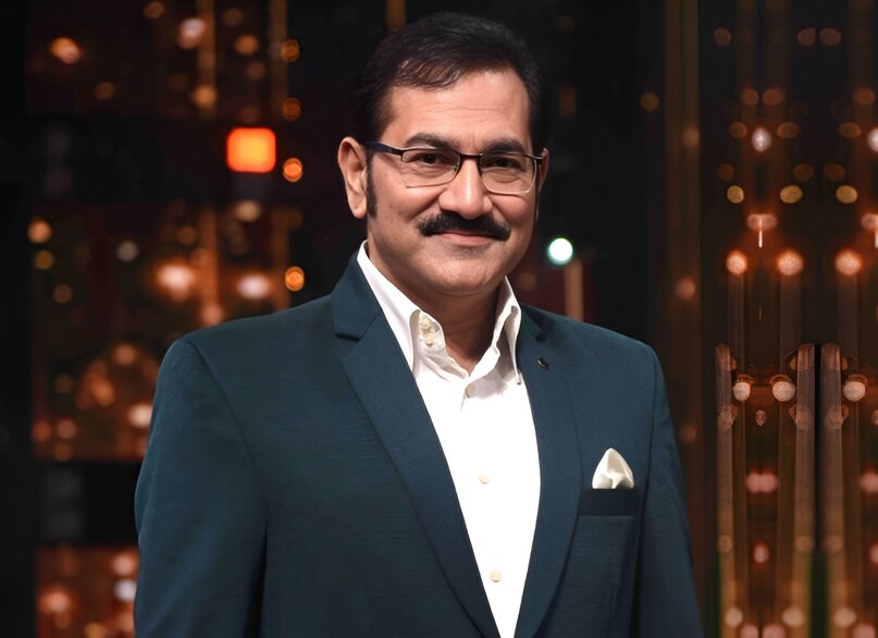 Sudesh Bhosale, Sudesh Bhosale news, Sudesh Bhosale Birthday, Happy Birthday Sudesh Bhosale, Sudesh Bhosale hit Songs, Sudesh Bhosale voice of Amitabh Bachchan, सुदेश भोसले, सुदेश भोसले समाचार, सुदेश भोसले जन्मदिन, जन्मदिन मुबारक सुदेश भोसले, सुदेश भोसले हिट गाने, सुदेश भोसले अमिताभ बच्चन की आवाज