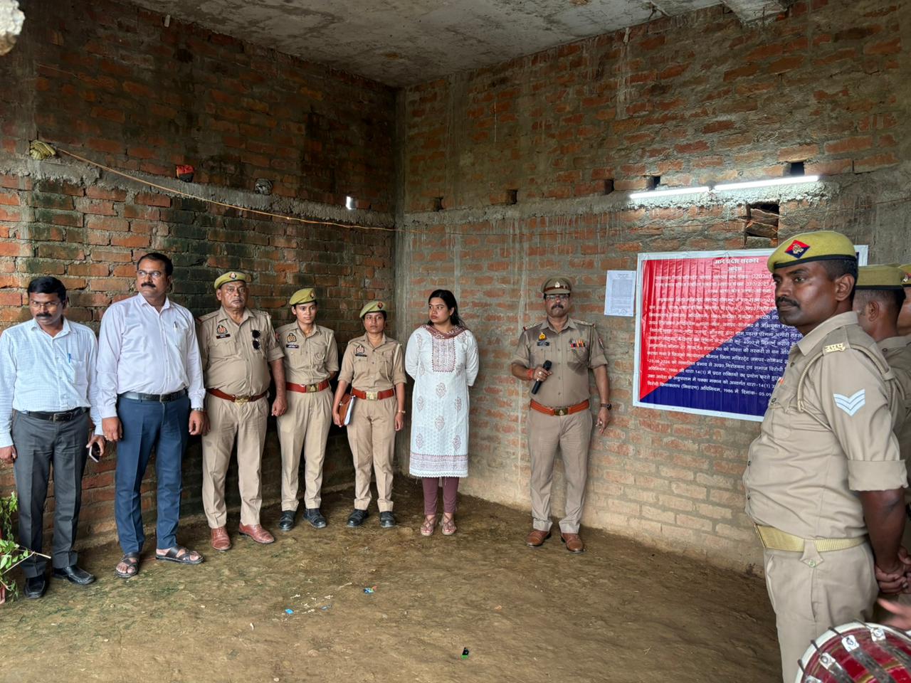 गैंगस्टर एक्ट में बड़ी कार्रवाई, 37.50 लाख का मकान कुर्क