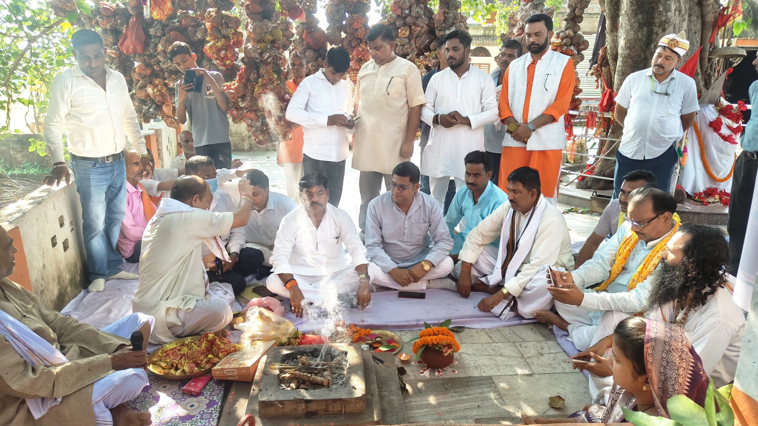 सूर्य मंदिर के बगल में यात्री शेड निर्माण का हुआ भूमि पूजन