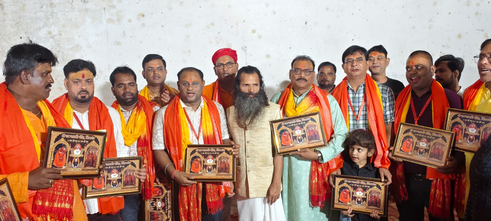 विंढमगंज में रावण दहन देखने उमड़ा जनसैलाब, मेले में रही भीड़